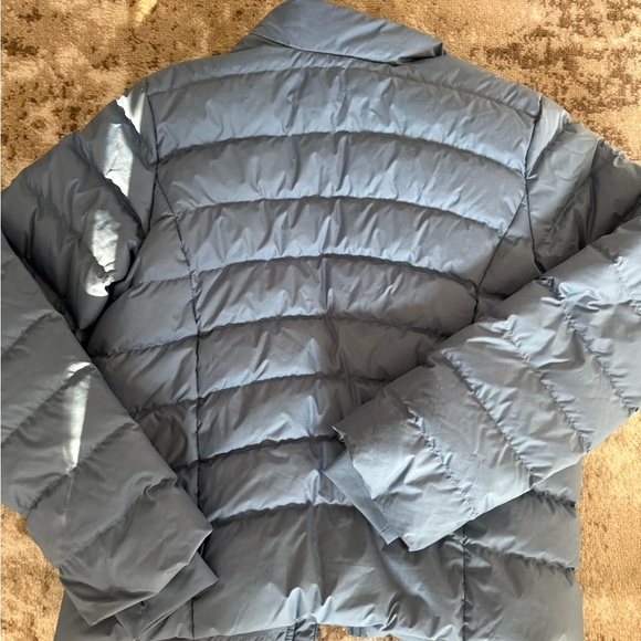 Athleta girl cool days down puffer jacket. EUC size 16 - Picture 2 of 5